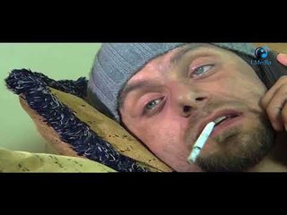 واحد سكران بيشتغل حببته