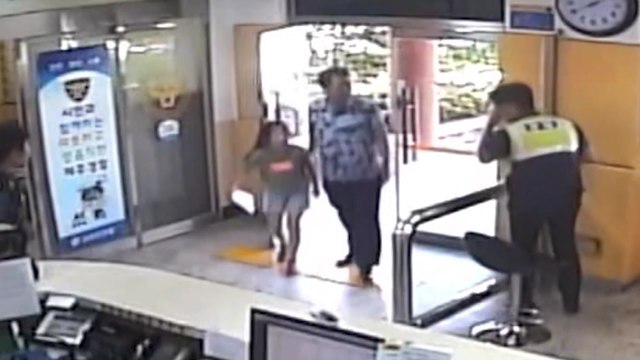 [좋은뉴스] '힘내세요'...경찰에 그림편지 선물한 아이 / YTN