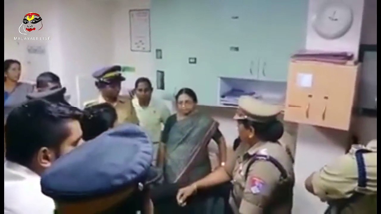 ജീവനേക്കാളേറെ സ്നേഹിച്ച മകൾ നഷ്ടപ്പെട്ടപ്പോൾ അമ്മയുടെ വാക്കുകൾ സഹിക്കില്ല | Malayalam Film News