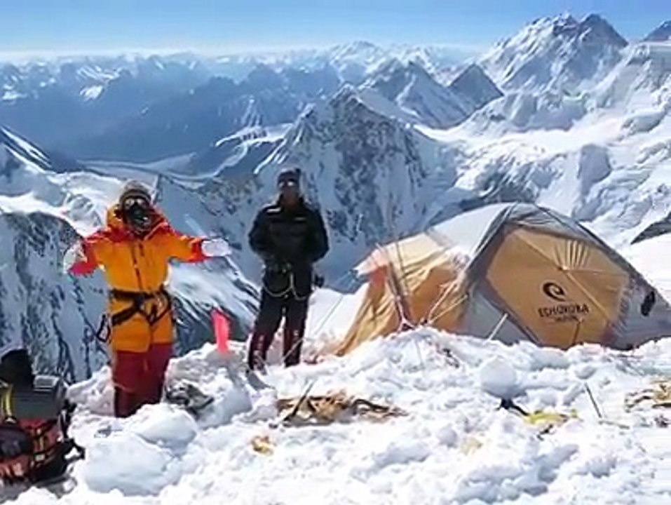 K2 to Mount everst