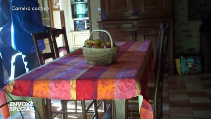 Faux technicien EDF, mensonges, enfumage : "Envoyé spécial" filme l'arnaque aux panneaux solaires en caméra cachée