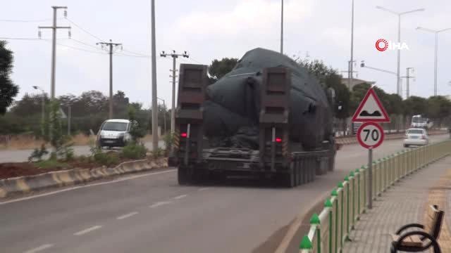 Kilis'ten İdlib Sınırına Fırtına Obüs Sevkiyatı Yapıldı