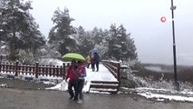 Abant Tabiat Parkı Kar Yağışıyla Beyaza Büründü