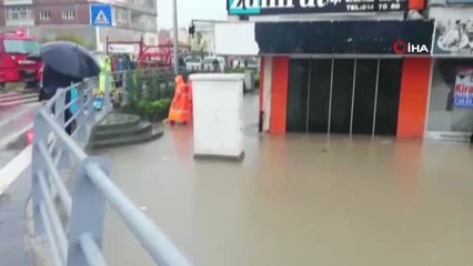 Osmaniye'de Sağanak Yağış Etkili Oldu... Ev ve İş Yerlerini Su Bastı