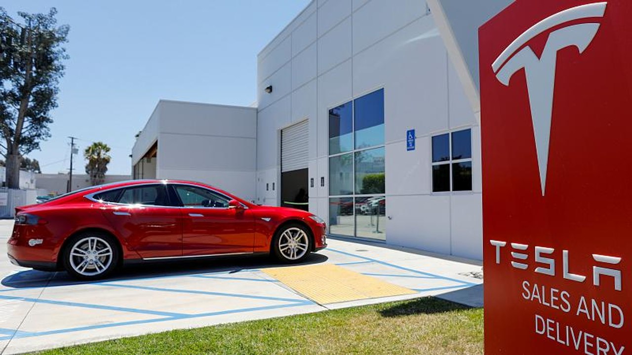 Tesla fährt Gewinn ein
