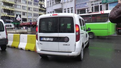 Üvey annesini boğazını keserek öldüren genç adliyeye sevk edildi