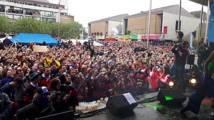24H vélo: Colonel Reyel chante "Aurélie"