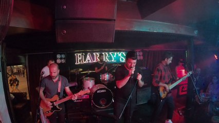 Piiz - Özledin mi (Harry's Pub / Alanya)