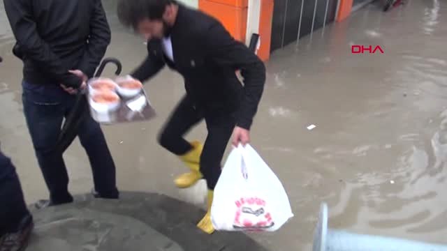 Osmaniye Devlet Bahçeli Alt Geçidi Ulaşıma Kapandı