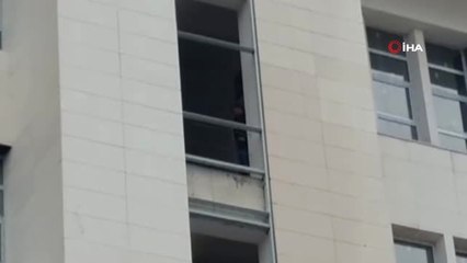 Önce İntihara Kalkıştı Sonra Gözyaşlarına Boğuldu