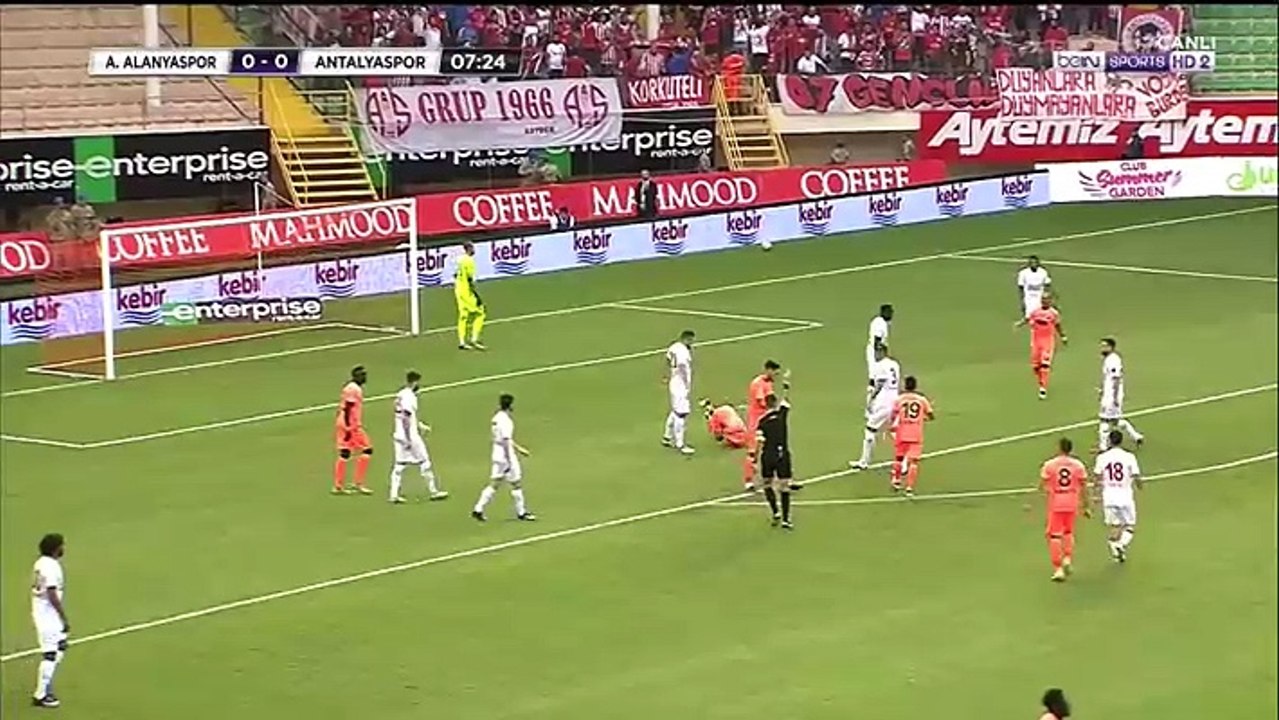 7 Efecan Sol Kanat Left Winger