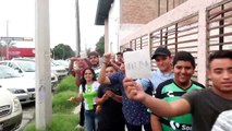 SE LIGA A LA DUEÑA DE LA TIENDA (HotSpanish Vlogs)