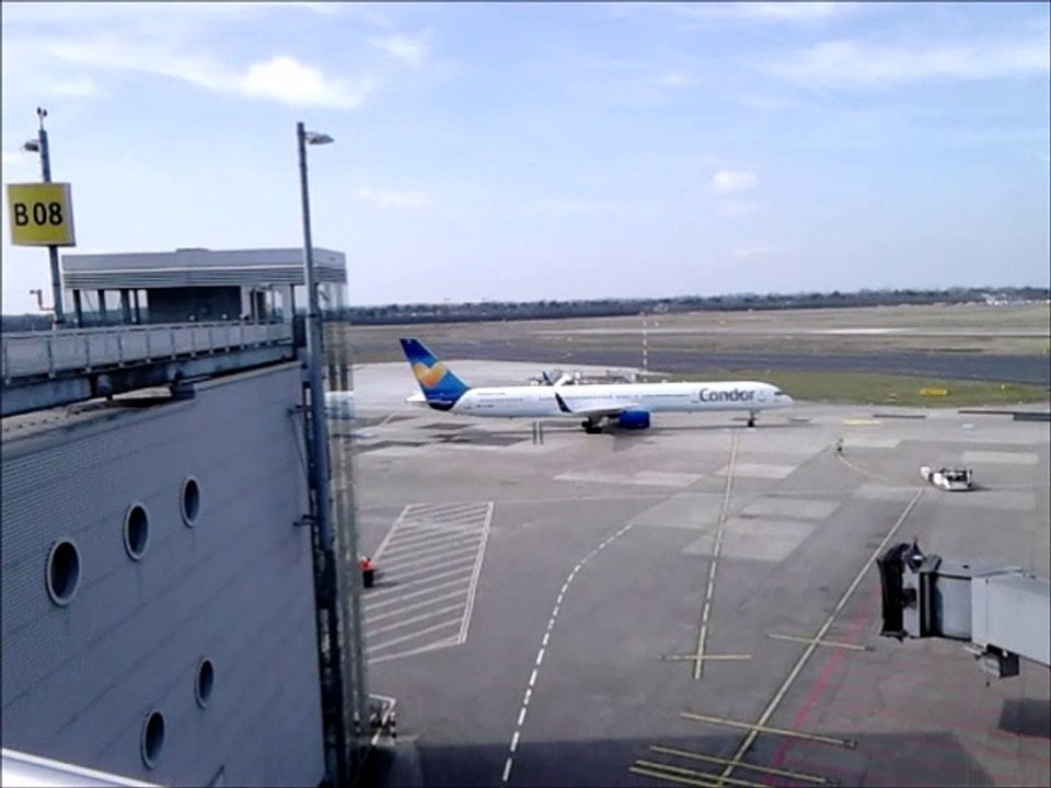 Condor Airline  Düsseldorf Flughafen . 24.03.2018