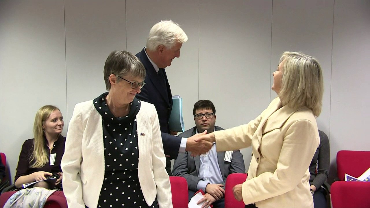 Vince Cable and opposition party leaders meet Barnier