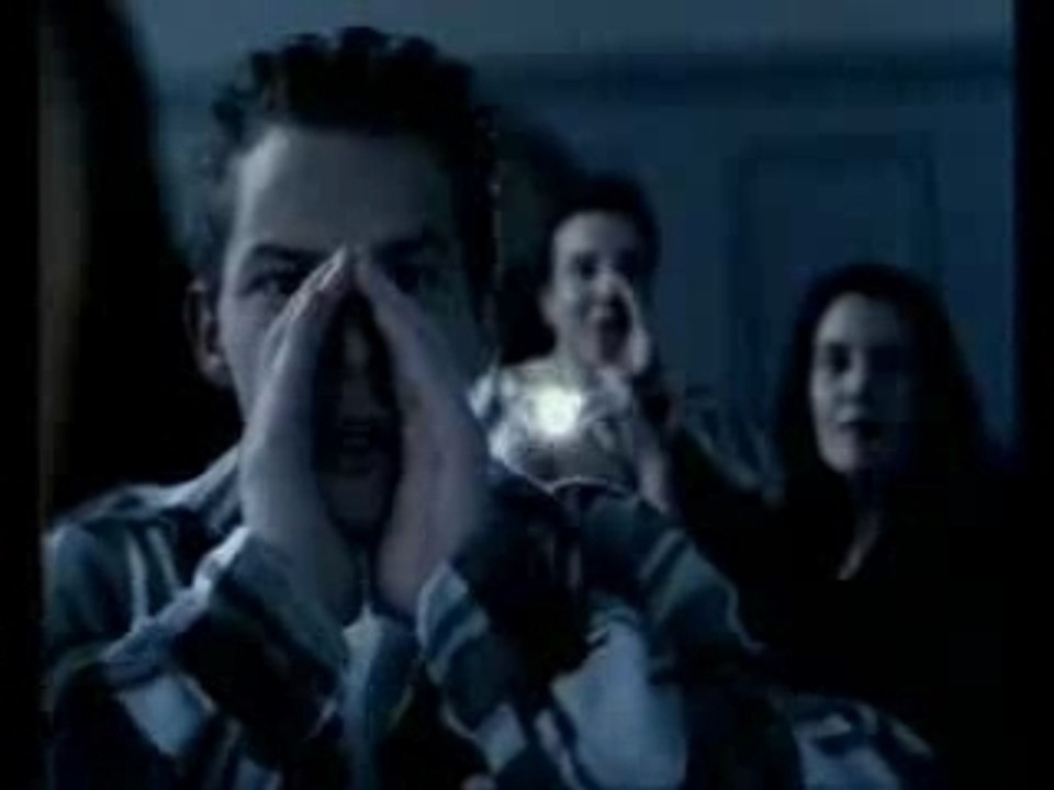 Publicité disneyland cherie j'ai retreci le public