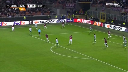 Samu Castillejo straight red card against Betis!