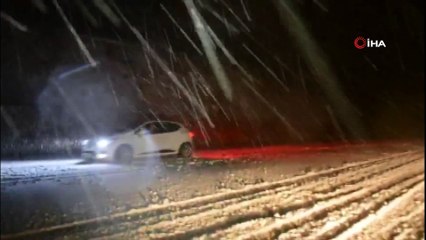 Sivas'ta kar yağışı hayatı olumsuz etkiledi