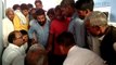 Rajasthan Election 2018:BSP Candidate Jogendra ने Voters को बांटे रुपये |Video Viral| वनइंडिया हिंदी