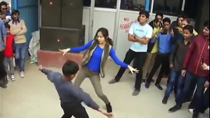 BEST  DESI STYLE DANCE... DESI THUMKE!!!