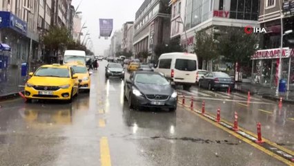 Erzurum'da Kent Merkezine Kar Yağdı
