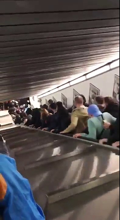 Un accident d’escalator fait 20 blessés