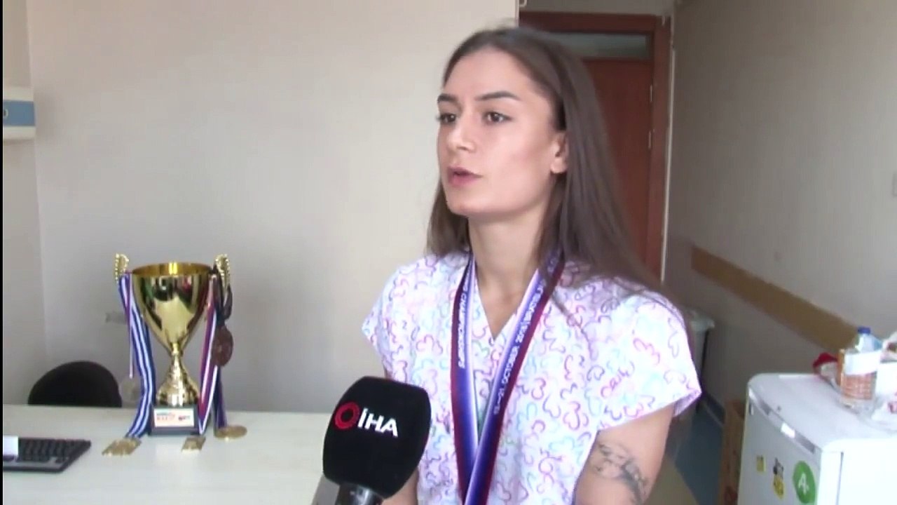 Kick Boksçu Hemşire Duygu Turan Avrupa Şampiyonu Oldu