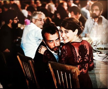 Hazal Kaya ve Ali Atay Evleniyor!