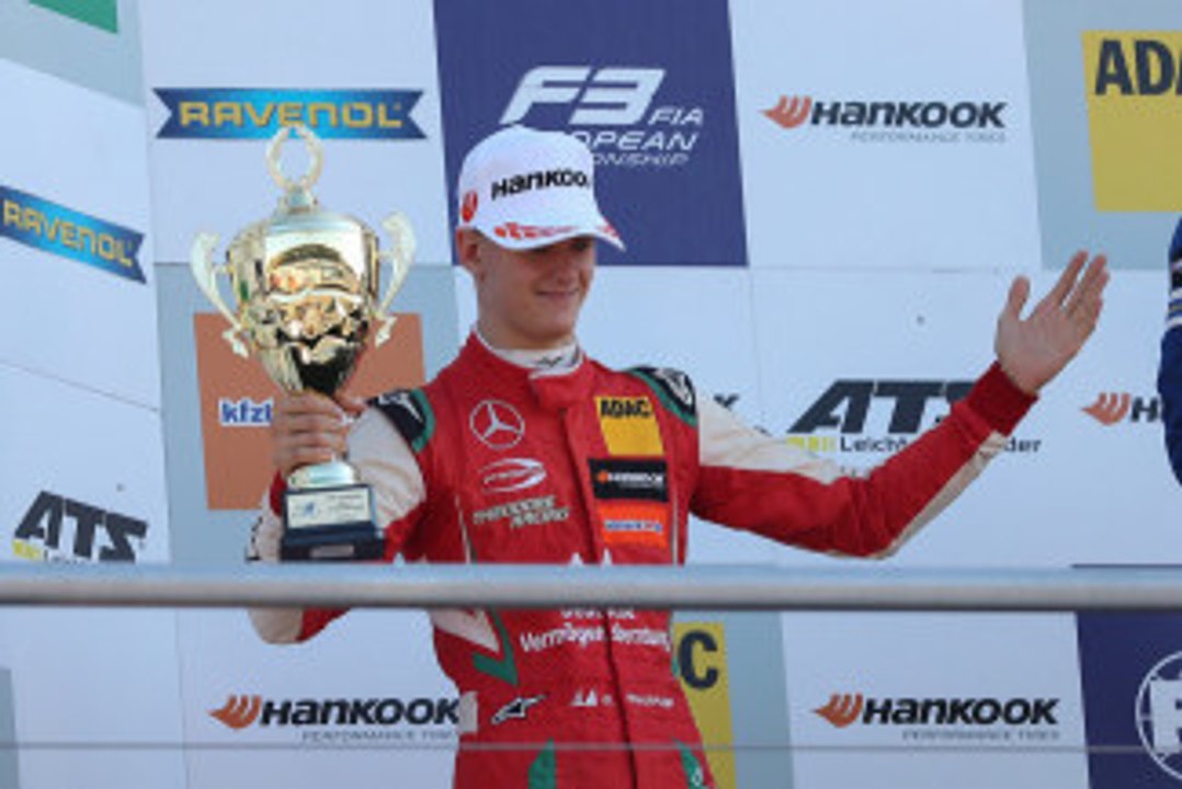 Le fils de Schumacher sur la même voie que son père ?