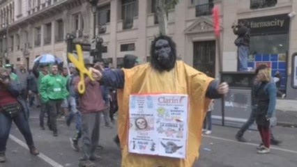 Argentina aprueba presupuestos y lo envía al Senado en medio de las protestas