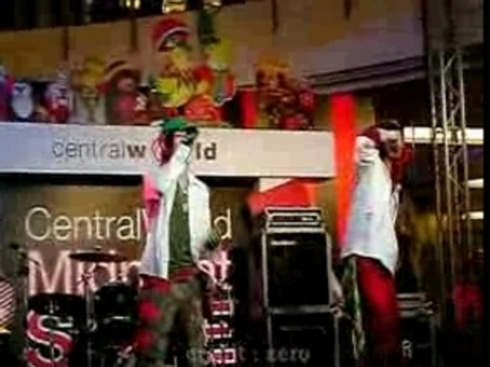 071222 Golf-Mike_Central World Part 2