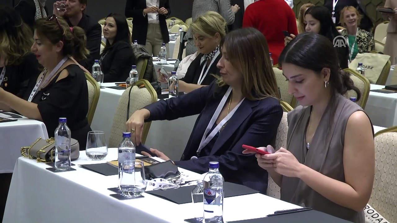 BM İyi Niyet Elçisi Rus model Vodianova Antalya'da