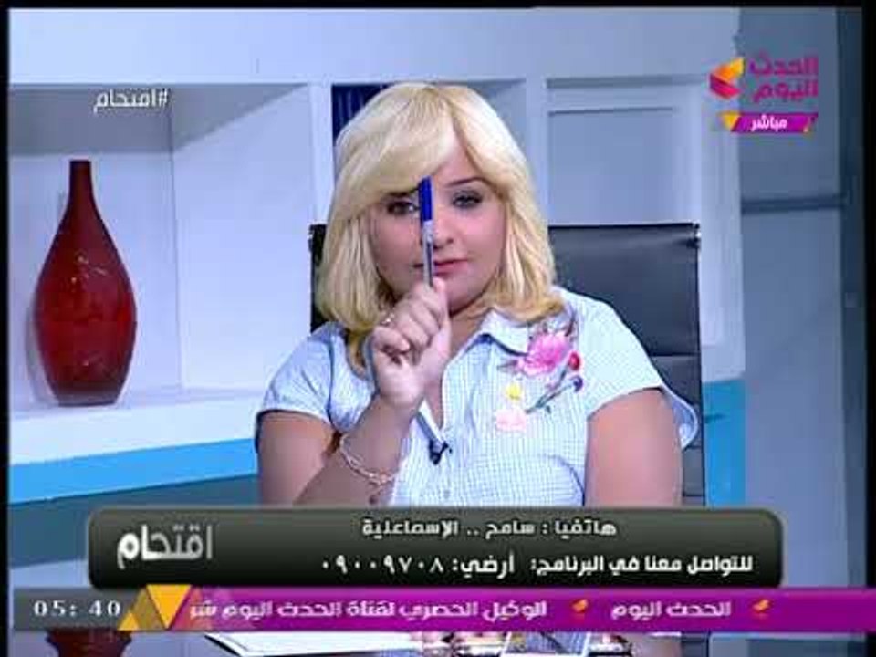اشتباك ساخن جدا بين مؤسسة حملة "البسي فستانك" ومتصل على الهواء مباشرة بسبب انتقاده لآرائها