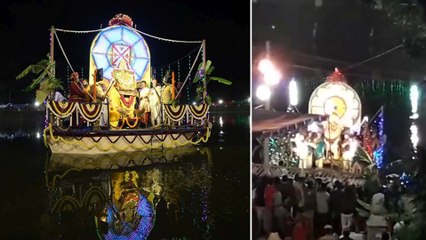 ಮೈಸೂರಿನಲ್ಲಿ ವಿಜೃಂಭಣೆಯಿಂದ ಜರುಗಿತು ಚಾಮುಂಡೇಶ್ವರಿ ದೇವಿ ತೆಪ್ಪೋತ್ಸವ | Oneindia Kannada