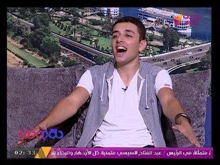 تقليد موهبة شابة للمعلق الرياضي "فهد العتيبي" بطريقة "علي ربيع"