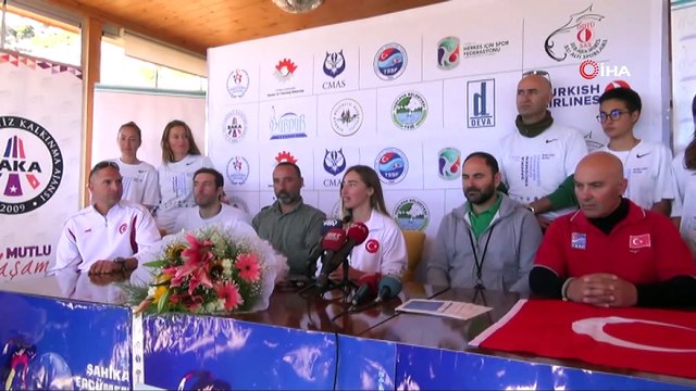 Şahika Ercümen rekoru Cumhuriyetin 95. yılına hediye etti