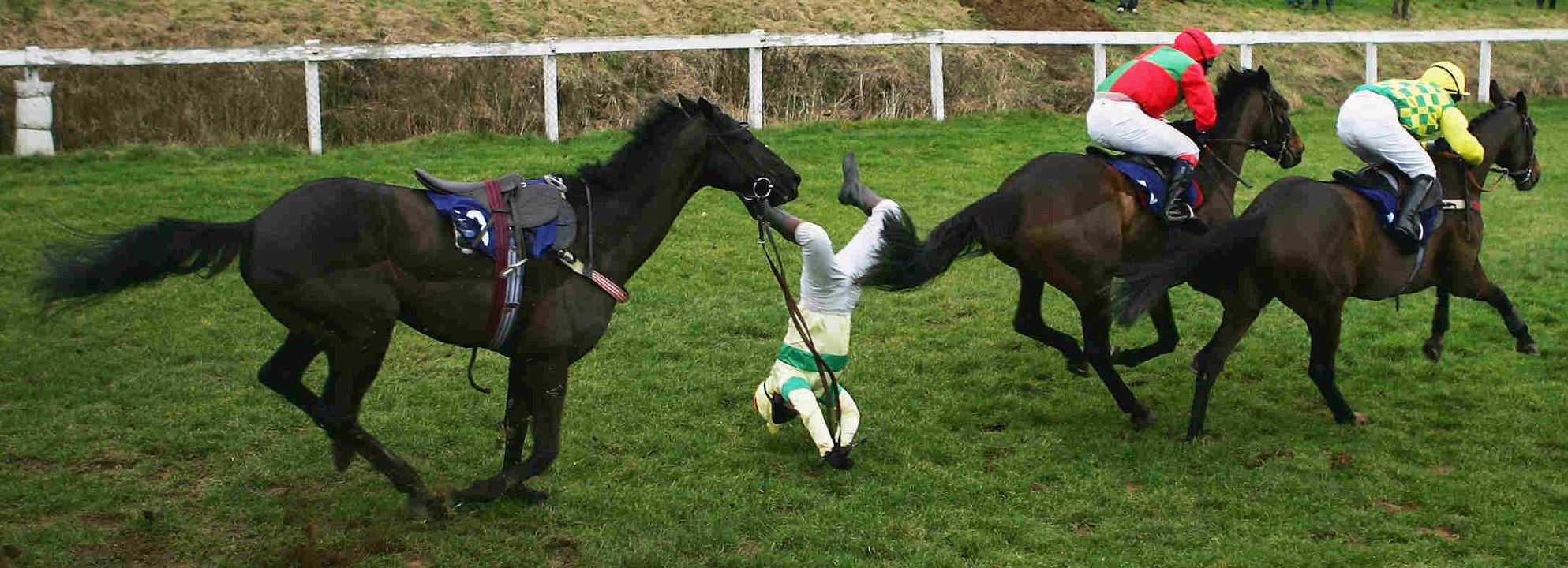 Les accidents impressionnants des courses hippiques
