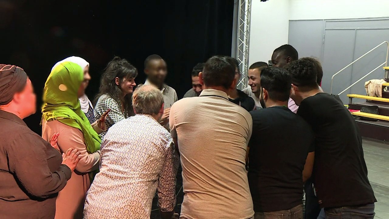 Le théâtre, tremplin vers l'emploi pour les migrants à Orléans