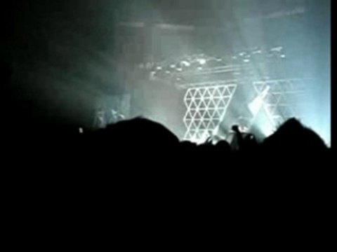 Bercy / Daft Punk Alive 2007 / Robot Rock - Oh Yeah !