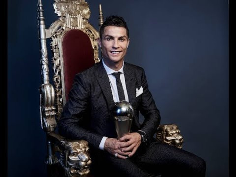 رونالدو يحقق جائزة أفضل لاعب بالعالم 2017 والريال يحصد أغلب الجوائز