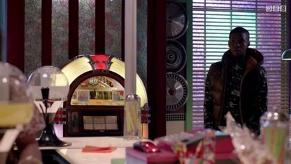 Wolfblood S03E07 - Wolves Amongst Us