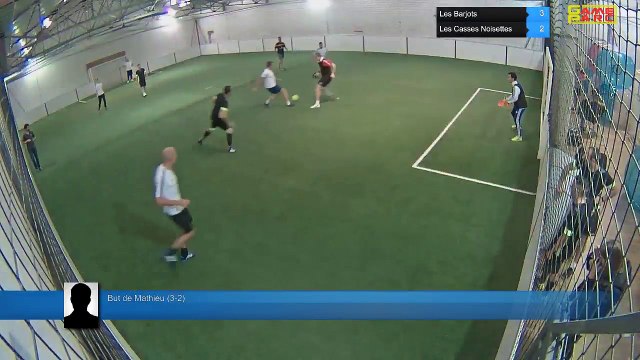 But de Mathieu (3-2) - Les Barjots Vs Les Casses Noisettes - 25/10/18 21:00 - LIGUE 5