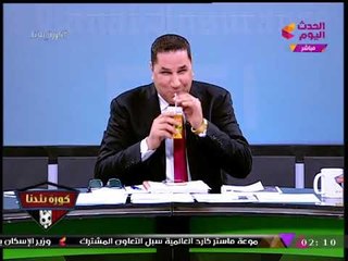 Video herunterladen: عبد الناصر زيدان في أغرب تصرف عالهواء ويعلق مازحا: 