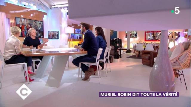 Muriel Robin n'a pas pris de plaisir à tourner Les Visiteurs 2