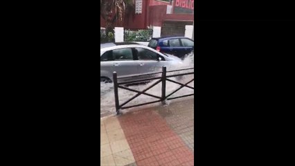 Una tromba de agua cae sobre el Valle de Güímar y convierte sus calles en ríos