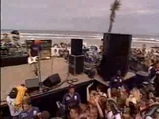 Blink-182 What's my age again (live)