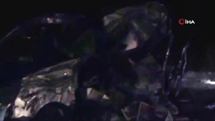 Otomobil Tıra Arkadan Çarptı: 3 Ölü, 2 Yaralı