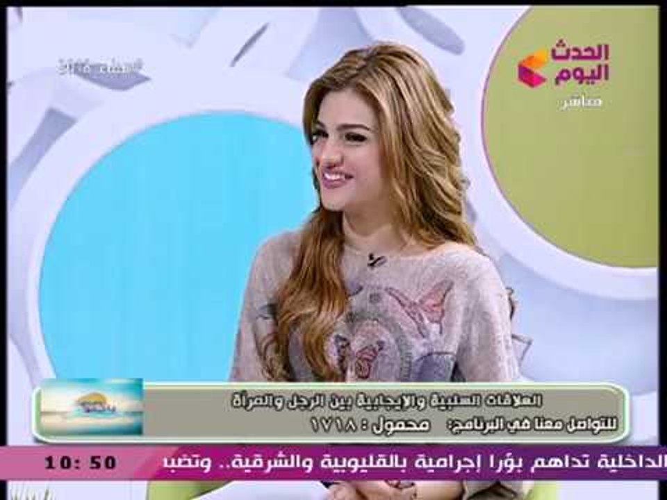 #مذيعة_الحدث تداعب زميلها عالهواء: هنولع في بعض في الاستوديو!!
