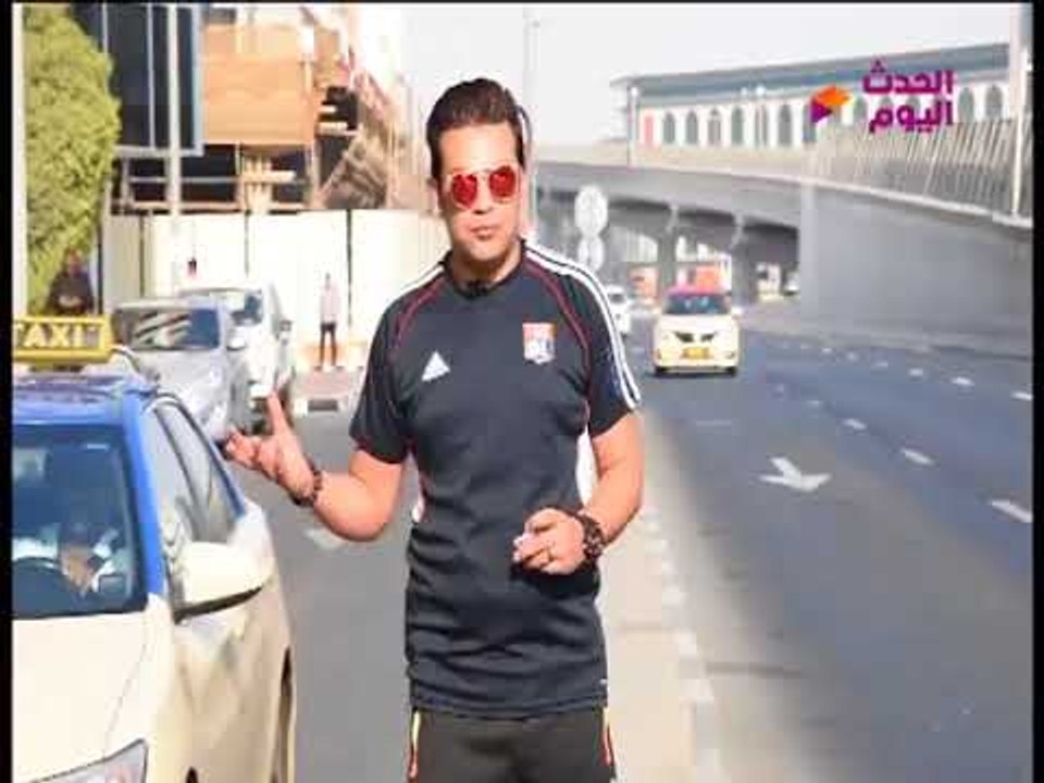 شاهد السر وراء ظهور مذيع #الوسط_الفني في حلقة مسجلة وإطلالة غير تقليدية من دبي