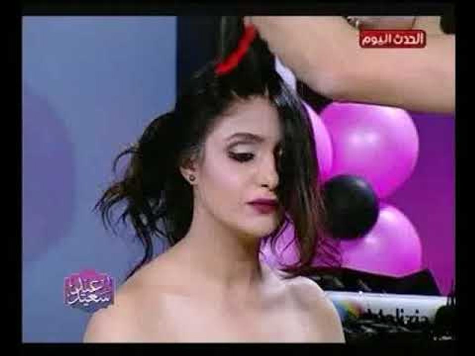 ابرزى جمالك| خبير العناية بالبشرة "سامح" يقدم أحلى وأرق تسريحة سوارية للشعر الطويل