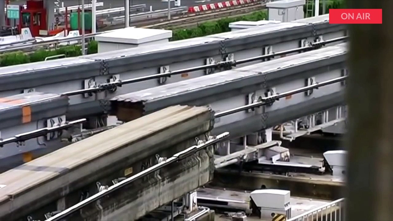 JAPANSKA PRECIZNOST: Voz dolazi, ali obratite pažnju šta se događa sa šinama!